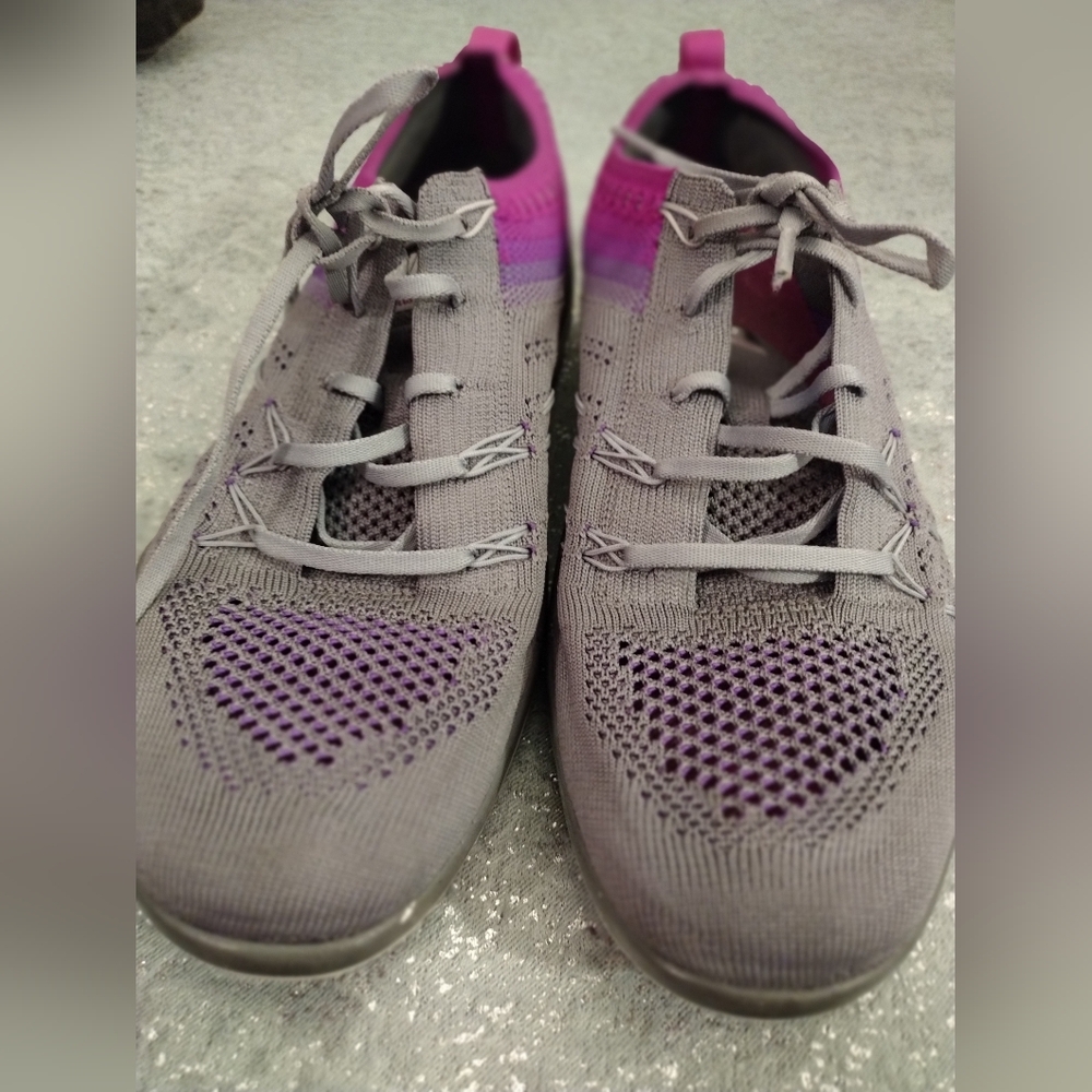 NikeFree TR Focus FlyKnit Lace Up Running Sneakers - Picture 10 of 13